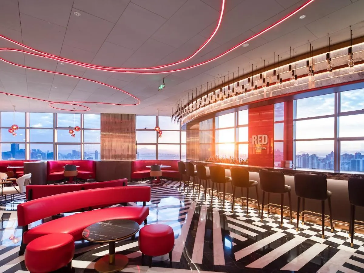 Radisson Red Hotel Zhuhai Gongbei Port 4*,  China