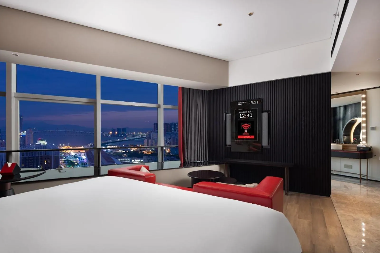 Radisson Red Hotel Zhuhai Gongbei Port China