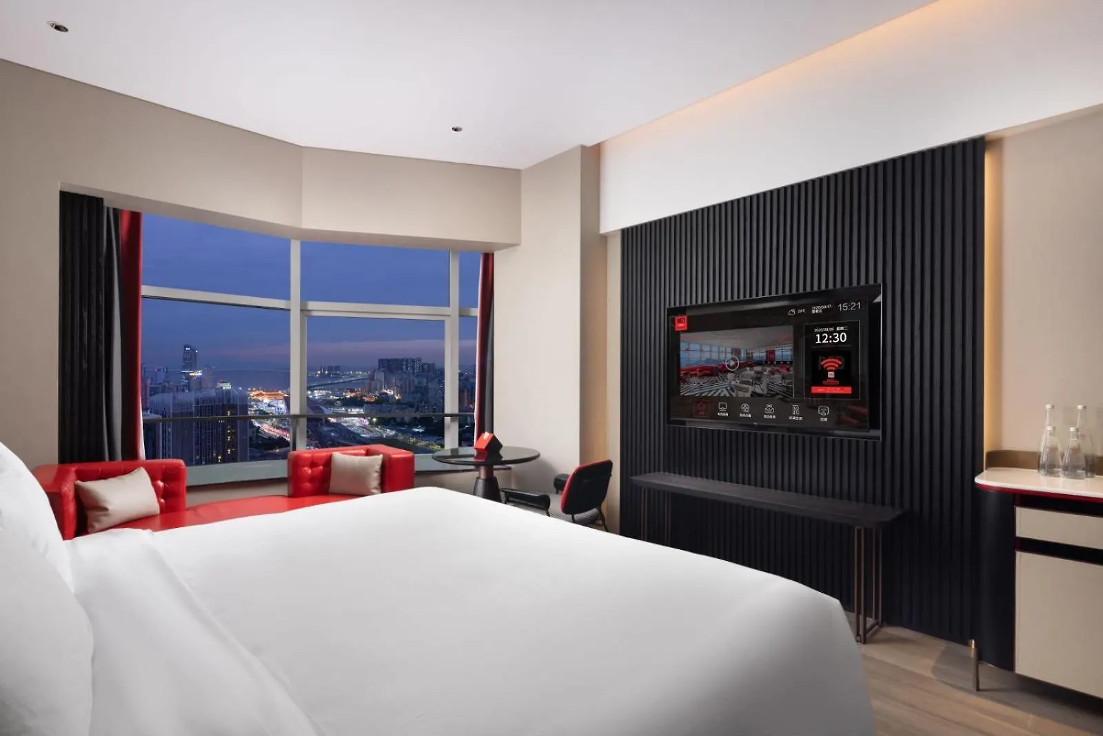 ****  Radisson Red Hotel Zhuhai Gongbei Port China